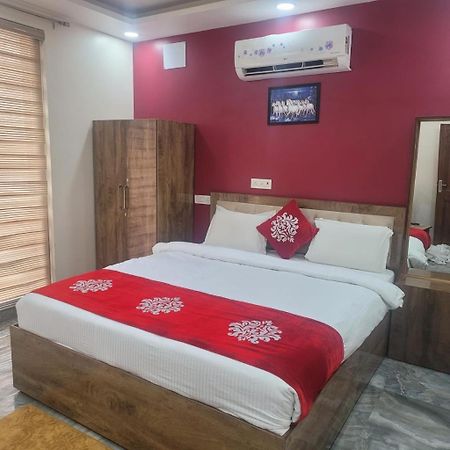 The Swiss Residency Hotel Greater Noida Kültér fotó